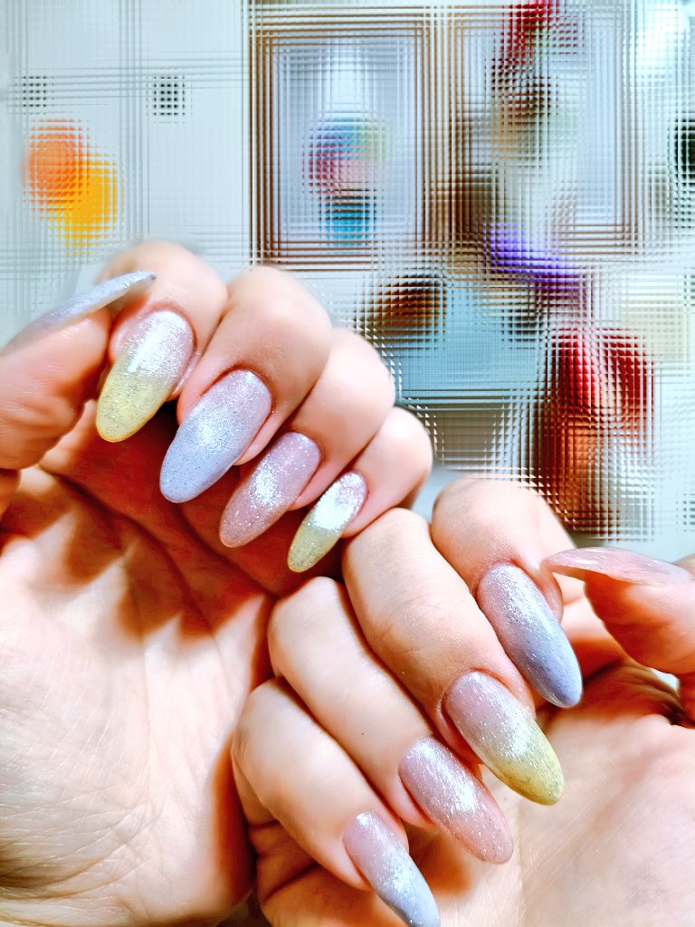 負面情緒太久也不太好
好久好久沒閃一下🥹
這是上月份的小確幸❤️

另外分享最近很喜歡的金句
生活各自不易
各人所求不同
各自立場不易
勿再別人心中修行自己
勿再別人心中強求別人

#夫妻情侶聯誼 #單男 #愛心爆擊 #小男友 #寵愛 #情緒價值 #幸運 #小公主  #幸福 #人妻美乳 #戀愛感