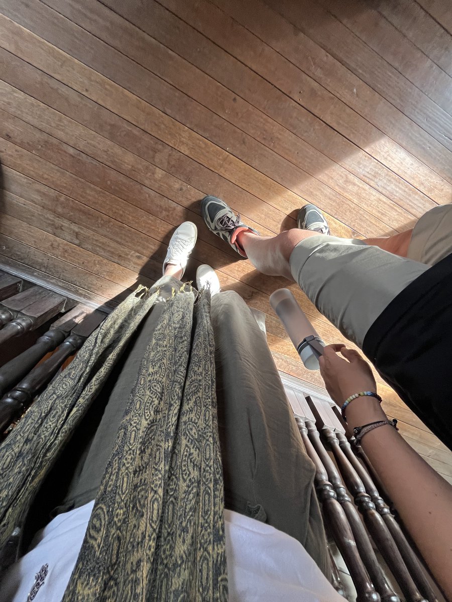 wakeupiris's tweet image. 