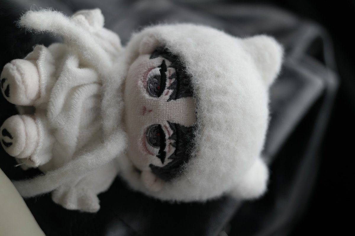 #RT
괴담출근 복귀 소식에 기뻐 알티 이벤트 열어봅니다!
알티 추첨 한분 멀바솔 보내드리겠습니다

이벤트성 팔로우×

당발은 7/7오후 7시!

참여조건
1. 괴담출근 전화 소장인증 가능한분
2. 괴담출근 공식 굿즈(백일몽 신입사원 키트) 구매인증이 가능하신분

!! 배송비 부담있습니다!!