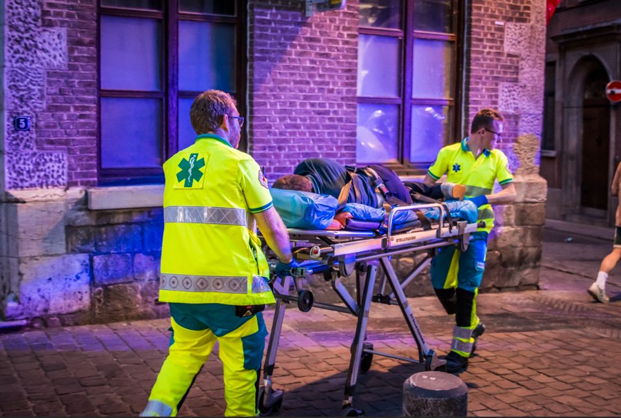 🔴 #Doudou2025 – Bilan de notre mobilisation à Mons :
👩‍⚕️ 82 prises en charge
🚑 1 évacuation vers l’hôpital
🚧 1.898 évacuations

Merci à nos équipes pour leur engagement face à la chaleur et la foule 🙏
Rejoignez nous en tant que secouriste volontaire 👉 bit.ly/3HPCjt3