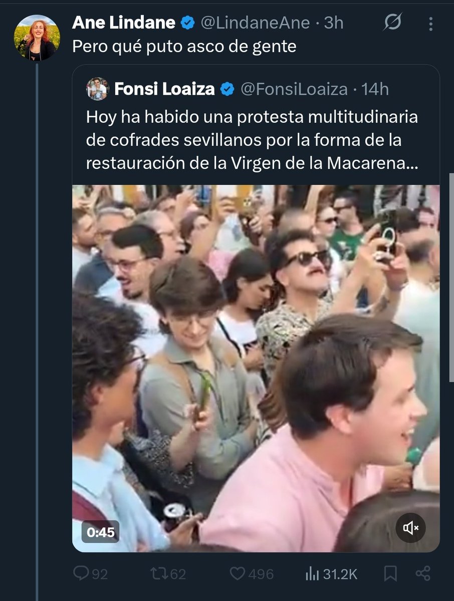 andalucista93's tweet photo. Esta persona me tiene bloqueada por señalar sus actitudes clasistas y racistas. Cada día lo confirma más.

Si hubieran destrozado Las meninas o La Piedad de Miguel Ángel estos dos se llevarían las manos la cabeza. ¿Por qué una talla del barroco andaluz merece este odio? https://t.co/CmYml5sODg