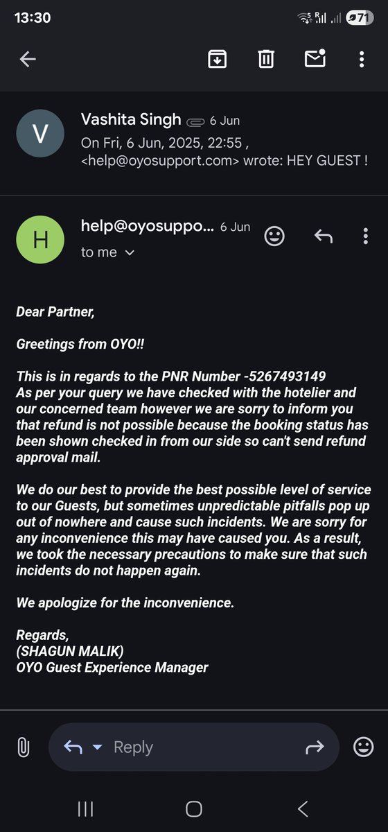 SinghVashi's tweet photo. @bookingcom pathetic service . Have cancelled my booking but didn't get refund it's been 20 days. Just asking me to call here and there.Received mail saying call on given number . That number connect me to oyo. @oyorooms said you raised request for but its showing check in. https://t.co/7PC7GLJPP7