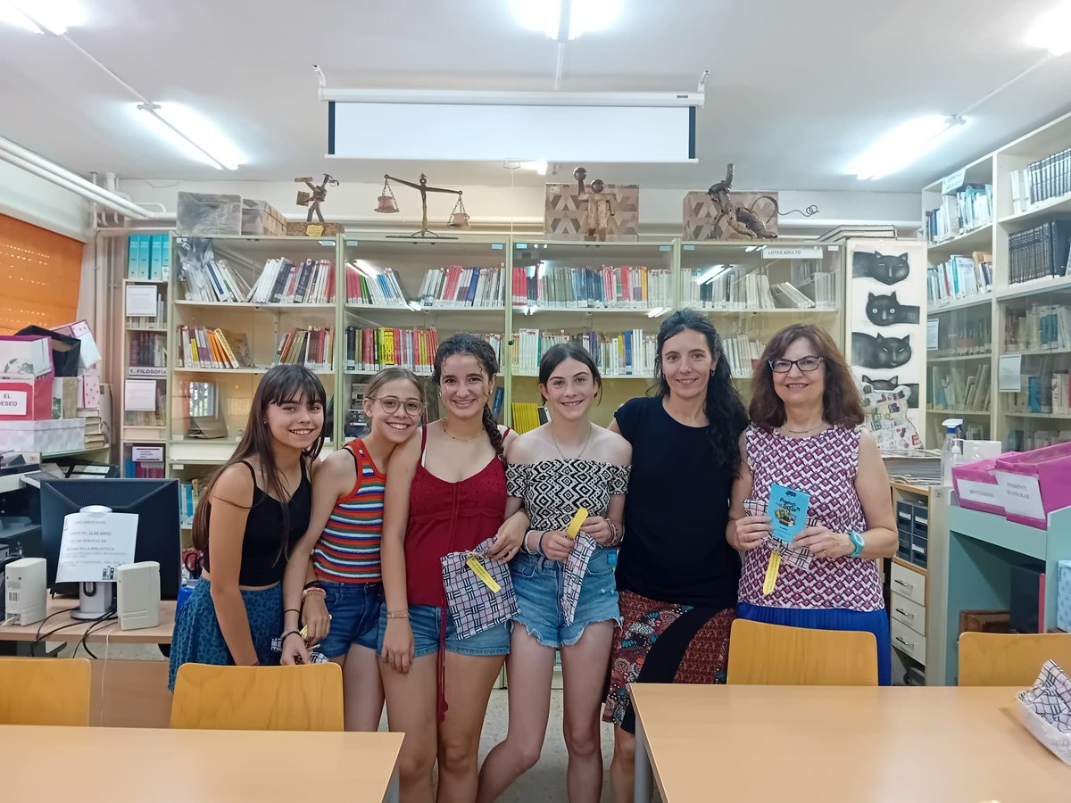 IES PABLO SERRANO tweet media