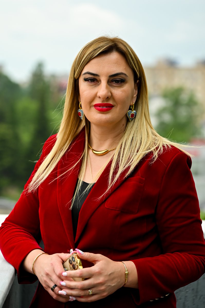 UNICEF Georgia (@unicefgeorgia) on Twitter photo “Media literacy is the key skill of the 21st century -knowledge, skills & attitude shape critical thinkers,” says Rusudan Karkadze, Principal of School #24, Kutaisi.
📚 Learn more about the integration of media literacy in formal education: shorturl.at/7ibXi
<a href="/comcomge/">კომუნიკაციების კომისია | Communications Commission</a> “Media literacy is the key skill of the 21st century -knowledge, skills & attitude shape critical thinkers,” says Rusudan Karkadze, Principal of School #24, Kutaisi.
📚 Learn more about the integration of media literacy in formal education: shorturl.at/7ibXi
<a href="/comcomge/">კომუნიკაციების კომისია | Communications Commission</a>