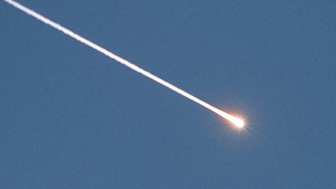 🚨 BREAKING:

Iran launched a ballistic missile toward Israel shortly after the ceasefire began.

Israel says it will respond.