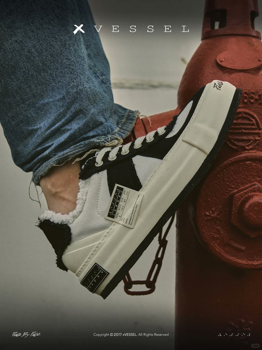 xVESSELonX's tweet photo. When T-Front Meets Nougat...⁠ xVESSEL Nougat T-Front now Available on https://t.co/mmHDGqTgKd #xVESSEL #peacebypiece https://t.co/sdEZuIGtg9