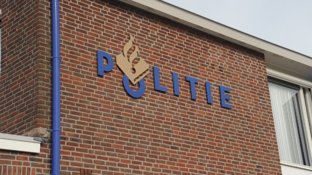 Ook agenten van Urk helpen mee bij NAVO-top in Den Haag -  heturkerland.nl/l/48737