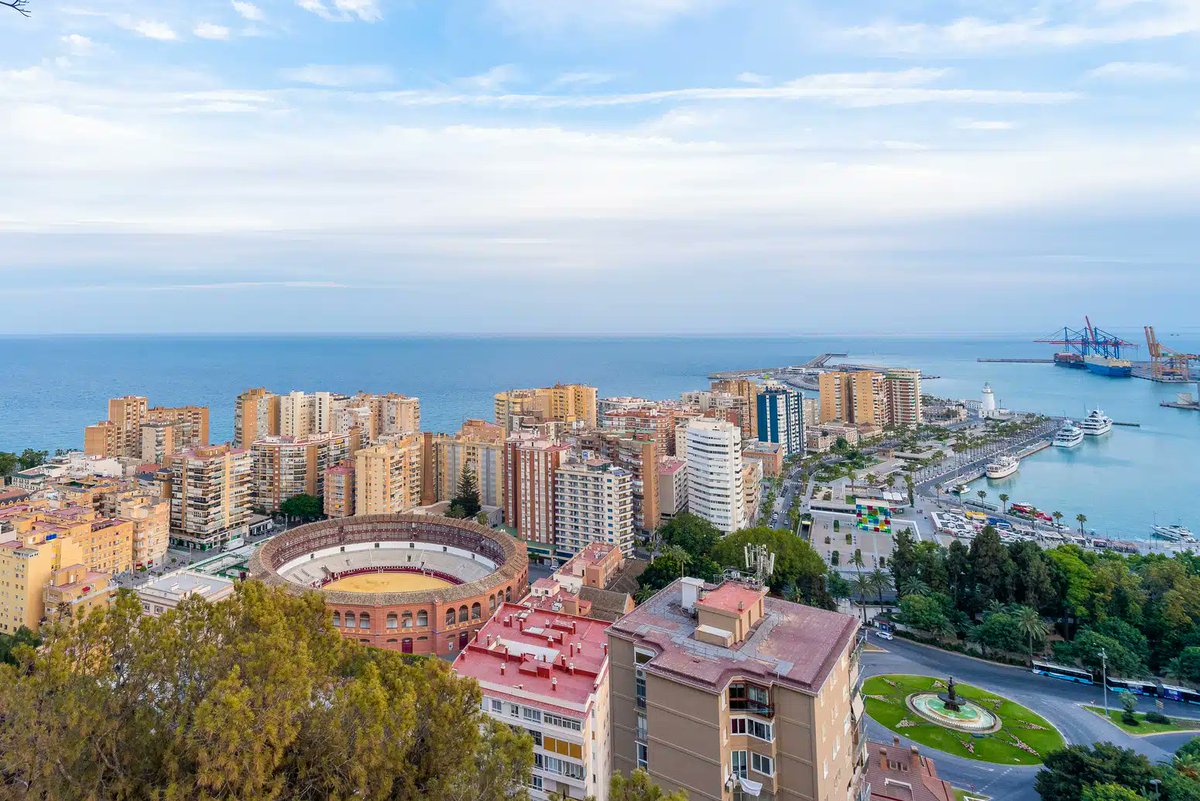 😉 There's still time to enjoy all the events Malaga has in store for the end of June.

Check them out 👉🏼 visita.malaga.eu/es/que-ver-y-h…