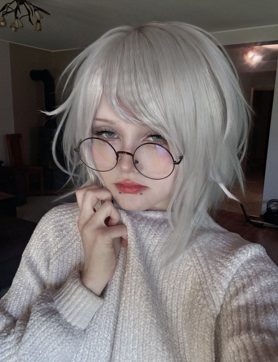 Kalafala1's tweet image. looks like i need to post more cosplay stuff here cuz yall seem to like it
#LimbusCompany #cosplay #faust