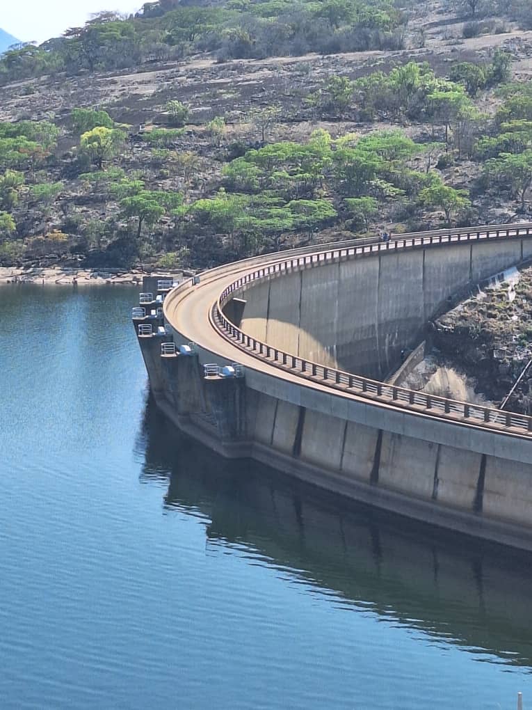 #ForCommunities
#ForDevelopment
#25YearsofService
Dam levels as of June 23.06.25. Dam levels are on a decline as the winter cropping season intensifies. Farmers are advised to get water abstraction agreements and to observe their water allocations.
zinwa.co.zw/dam-levels/