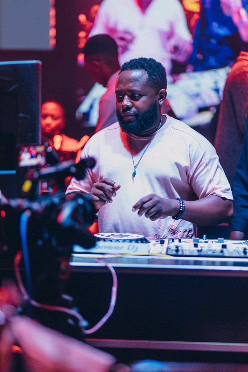 DJ SPINNY 🇺🇬 (@djspinnyug) on Twitter photo You guys are the real MVPs… thank you for showing up 👏
🫶🏼 What a vibe, what a back-to-back experience at <a href="/MezoNoirUG/">MEZO NOIR UG</a> !
INYMI, we’ll see you next time. 😉
#DJSpinny #MezoNoir You guys are the real MVPs… thank you for showing up 👏
🫶🏼 What a vibe, what a back-to-back experience at <a href="/MezoNoirUG/">MEZO NOIR UG</a> !
INYMI, we’ll see you next time. 😉
#DJSpinny #MezoNoir