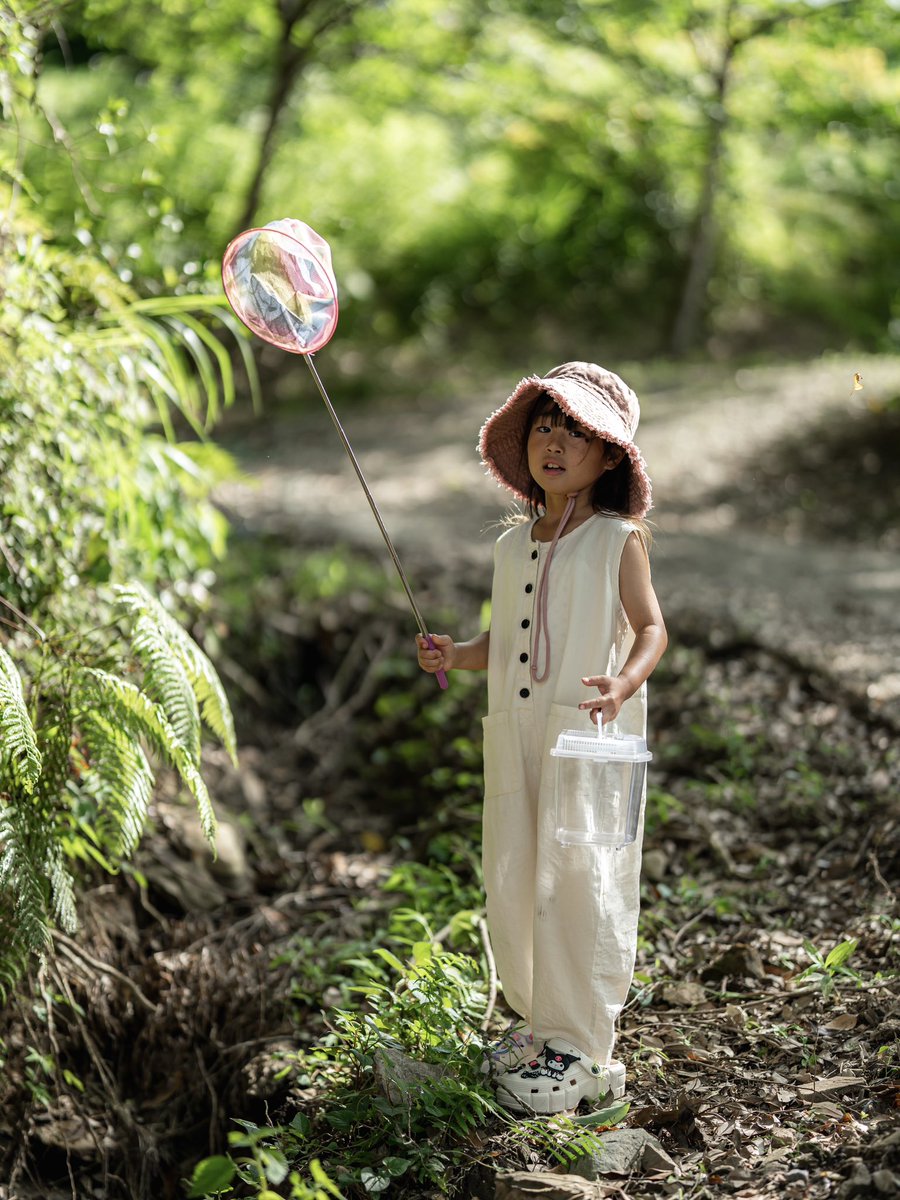 aaari625's tweet photo. 私の帽子を被って虫散策に出た娘👧🐛 https://t.co/5m8cpB4rKx