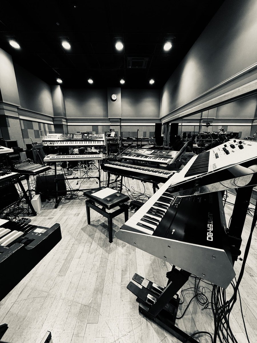 Tourbillon
Debut 20th Anniversary Tour 2025 
-BOUNDLESS-
リハーサル終了！

名古屋でお逢いしましょう！

RYUICHI
INORAN 
H.Hayama