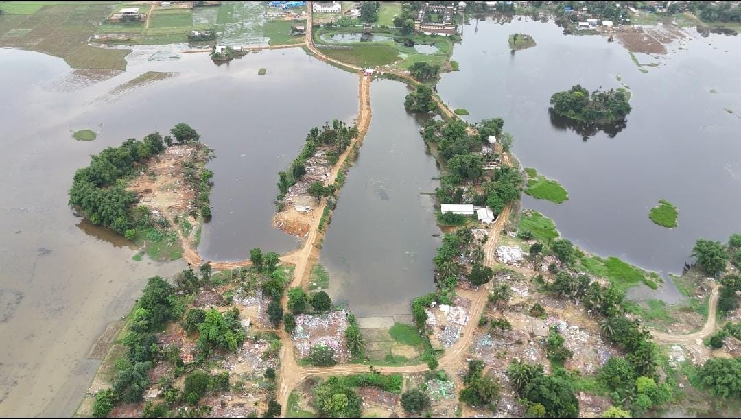 We are extensively using drones to survey encroached areas of Hahila Beel and take corrective measures.

I tried my hands at operating one today to see the expanse of land we have freed from encroachers recently.