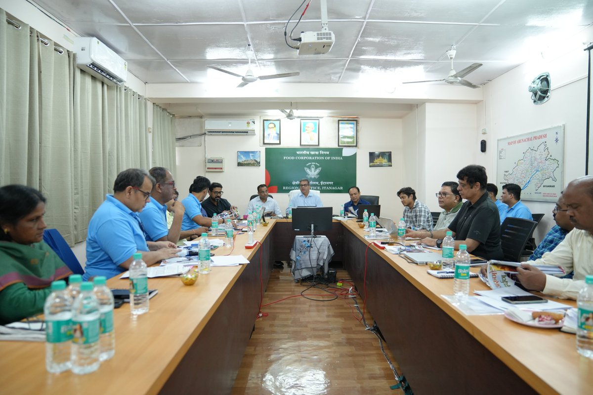 fciarunachal's tweet photo. भारतीय खाद्य निगम, क्षेत्रीय कार्यालय, ईटानगर में दिनांक 21 जून 2025 को श्री डी.पी. शुक्ला, कार्यकारी निदेशक (उ.पू.) के अध्यक्षता में आंचलिक समीक्षा बैठक का आयोजन किया गया।
@FCI_India
@fci_ne https://t.co/iEgbGCqdkk