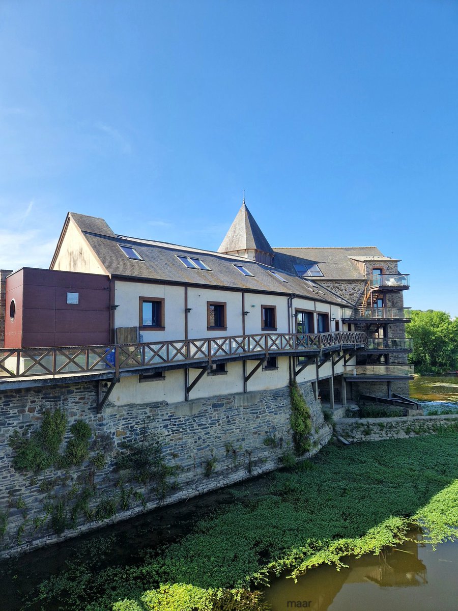 becel_maryvonne's tweet photo. LA MINOTERIE Messac est un resto qui affichait complet à 10 h 30 dimanche la minoterie a dû être la propriété de la ville de Messac. Leur pays est géré par les Vallons. GUIPRY MESSAC a toujours été axé sur l'art une passe à poissons est actuellement en construction.
#messac https://t.co/QPUpGZkzi9