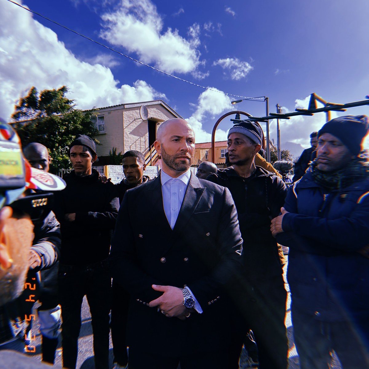 ClintOnTheBrink's tweet photo. How a man does one thing is often times how he does everything.
A city that is built on a hill can not remain unseen.
π #KingsOfJoburg3 now streaming on @netflixsa π
#GavinSalat #TheKingOfCapeTown #CapeFlats #ForThePeople #culture #Kaapstad https://t.co/WChzkKmXTc