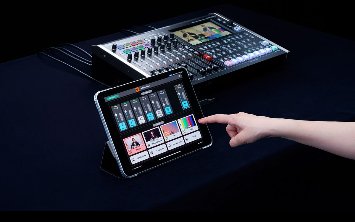 Camaralia's tweet photo. 🎛️ ¿Te gustaría simplificar el control de tus mezcladores de vídeo?

Roland VenuSet... 👀

Muy pronto en Camaralia vamos a organizar un taller donde veremos esto y mucho más!! 

Permanece atento. 🔐

#VenuSet #TallerCamaralia #ProducciónAudiovisual #ControlAV @rolandproav https://t.co/PdVyd6511j