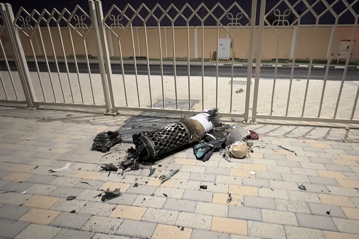 #BREAKING:
• Qatar: We are summoning Iran's ambassador to condemn the attack on US Al Udeid base, it is essential to return to diplomacy

• Iranian media denies reports of launching missiles towards Israel after ceasefire

Follow the latest updates here: arab.news/mdfq4