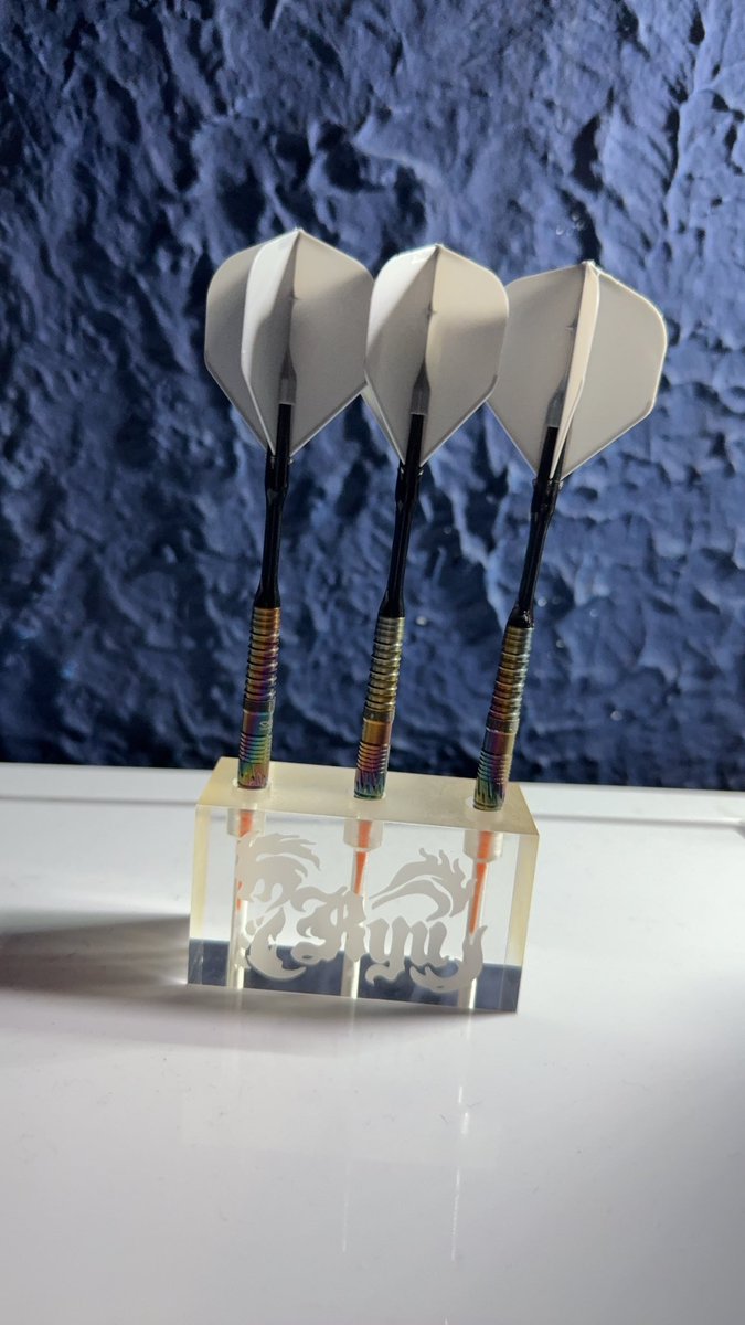 Arts新高円寺です！

本日は、リーグ戦ホームのため、
23時頃までダーツの占有がございます。予めご了承くださいませ。

ご飲食及び観戦大歓迎です！

また、
深夜帯は、
変わらずモリモリ投げられます！

皆様のご来店、
心からお待ちしております！

※豆腐ちゃんのバレル、
かっ飛ぶよ！