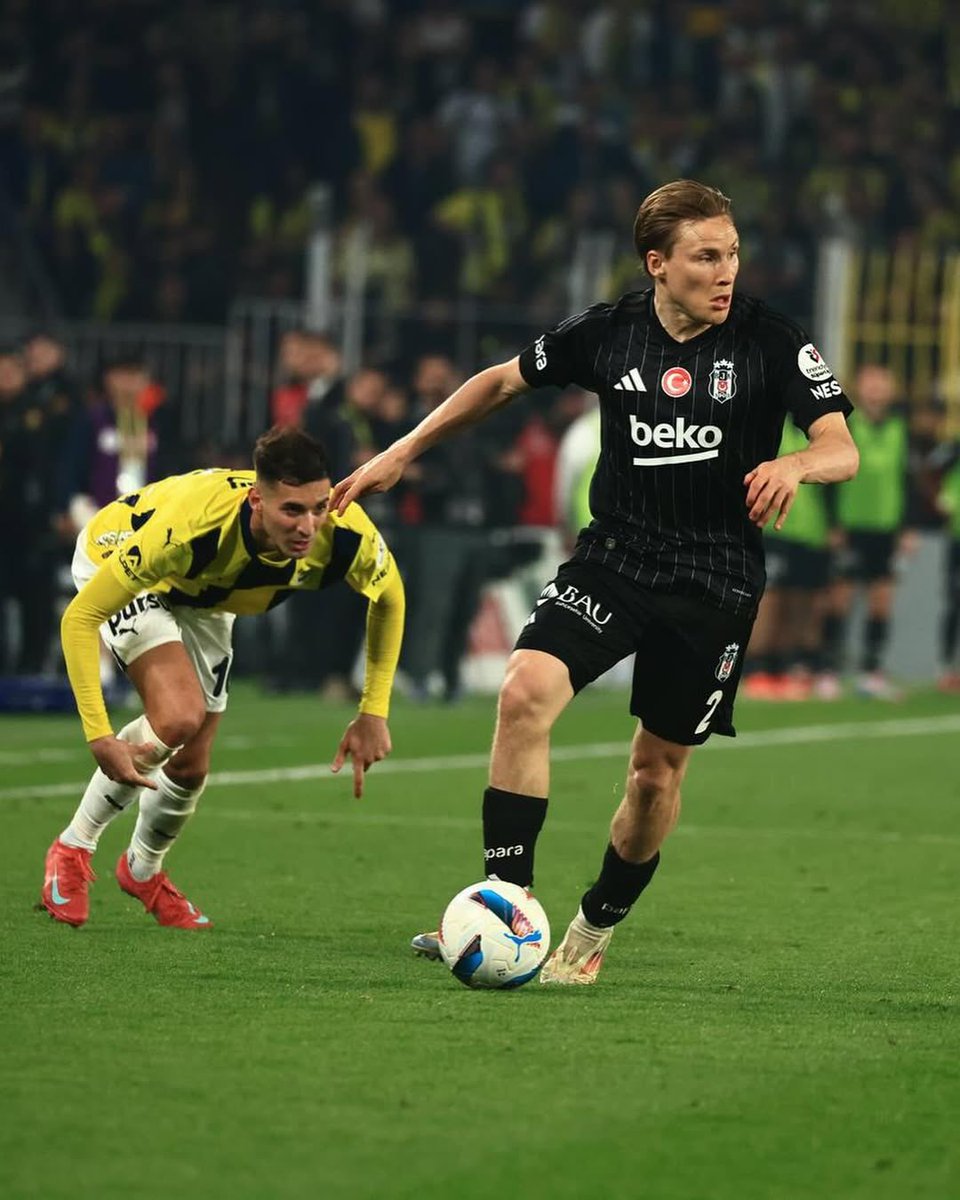 Svensson yönetime ayrılmak istediğini iletti.