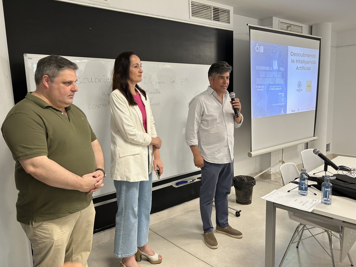 Descubriendo la IA para los Grupos de Desarrollo Rural, Montilla (Córdoba) formación impartida por el Grupo IA Sevilla <a href="/PuntosVuela/">Puntos Vuela</a> <a href="/fegarc/">Fernando G.Cumbreras</a>