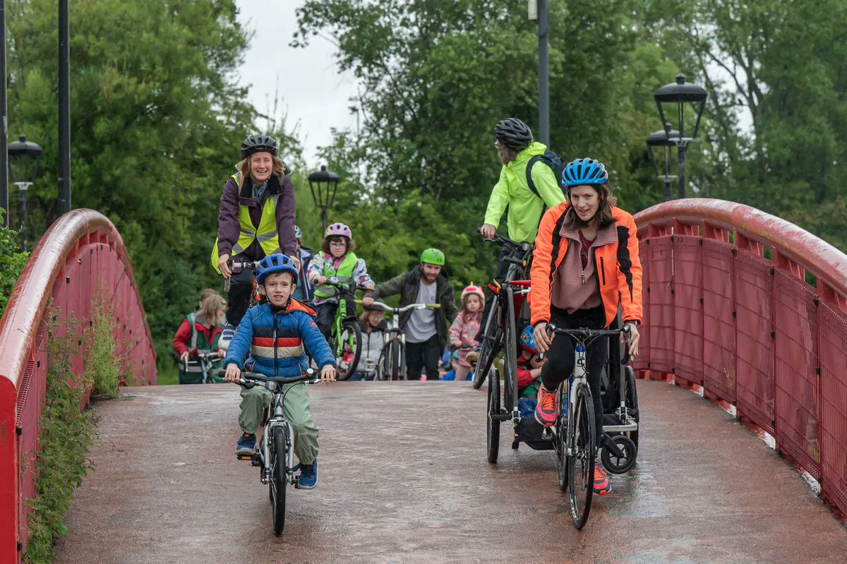 Belfast Cycle Campaign (@belfastcyclecam) on Twitter photo Thanks <a href="/neilhphoto/">Neil Harrison Photography</a> for the amazing pics of our kiddical mass bike ride, blog and pics here;
belfastcyclecampaign.com/campaigns/f/ki…
'There is a growing awareness of what cycling can and should look like in a city like Belfast, and we were all part of building that vision last Saturday.' Thanks <a href="/neilhphoto/">Neil Harrison Photography</a> for the amazing pics of our kiddical mass bike ride, blog and pics here;
belfastcyclecampaign.com/campaigns/f/ki…
'There is a growing awareness of what cycling can and should look like in a city like Belfast, and we were all part of building that vision last Saturday.'