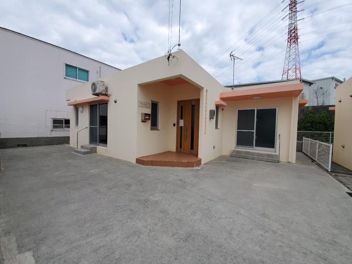 okinawanderer's tweet photo. Okistyle Weekly Housing Pick Up!!

¥200,000 (Neg.)  Available 2 [Uruma Area] by Star Housing

https://t.co/hHAWYgEKJa

#okinawa #housing #realestate #house #rent #forrent #apartment #mansion #condominium #rotation #station #moving #PCS #okistyle #okinawanderer #vacation https://t.co/ulgviZAsEg