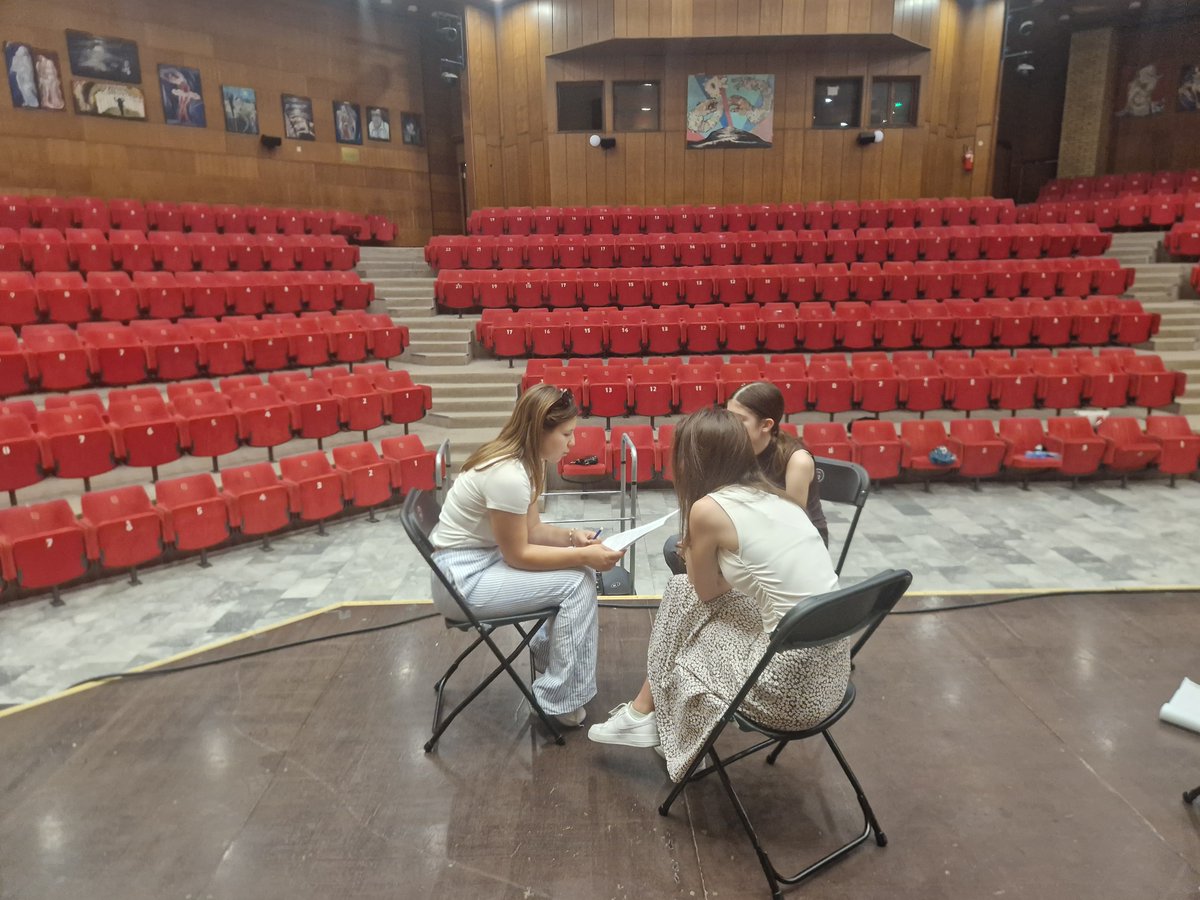 UNFPA Serbia (@unfpaserbia) on Twitter photo In Zrenjanin, with support of <a href="/SweAmbBelgrade/">Swedish Ambassador to Serbia and to Montenegro</a> , we’re opening up conversations with youth about how gender norms are passed down—and challenged—across generations .🧡
Breaking old roles, building new norms.
#GenderEquality #EmpoweringChange In Zrenjanin, with support of <a href="/SweAmbBelgrade/">Swedish Ambassador to Serbia and to Montenegro</a> , we’re opening up conversations with youth about how gender norms are passed down—and challenged—across generations .🧡
Breaking old roles, building new norms.
#GenderEquality #EmpoweringChange