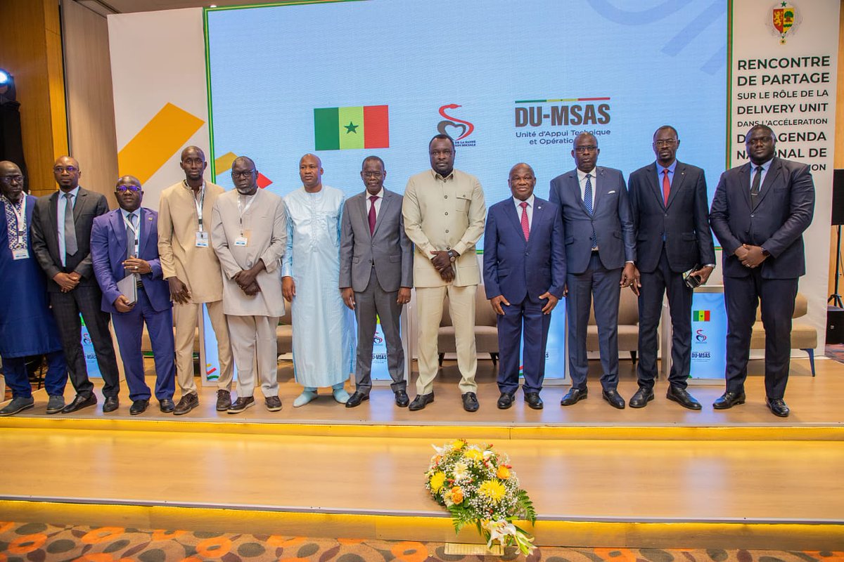 OMS_SENEGAL's tweet photo. .📢@OMS_SENEGAL fière d’avoir participé au lancement officiel de la #DeliveryUnit du @santegouv_sn : un tournant majeur pour accélérer les projets de santé au Sénégal 🇸🇳 et inscrire durablement la #SantédansTouteslesPolitiques.
🎯 Recommandée dès les conférences d’Adélaïde 2010 et d’Helsinki 2013, cette approche de @WHO vise à intégrer la santé dans toutes les décisions publiques, en réponse aux défis complexes : déterminants sociaux, équité, Couverture Sanitaire Universelle.
✅ C’est la concrétisation de la vision #LeaveNoOneBehind portée par l’@OMS_SENEGAL et les #PTFs pour un système de santé plus juste, durable et centré sur les besoins réels des populations.
🌍 Le Sénégal trace aujourd’hui une voie inspirante pour la région #Afrique.
🙏 Félicitations au @GouvernementSN pour son leadership et à tous les partenaires engagés.
🤝 L’OMS réaffirme son soutien total à cette dynamique collective ambitieuse !
#HealthForAll
@jmvyameogo