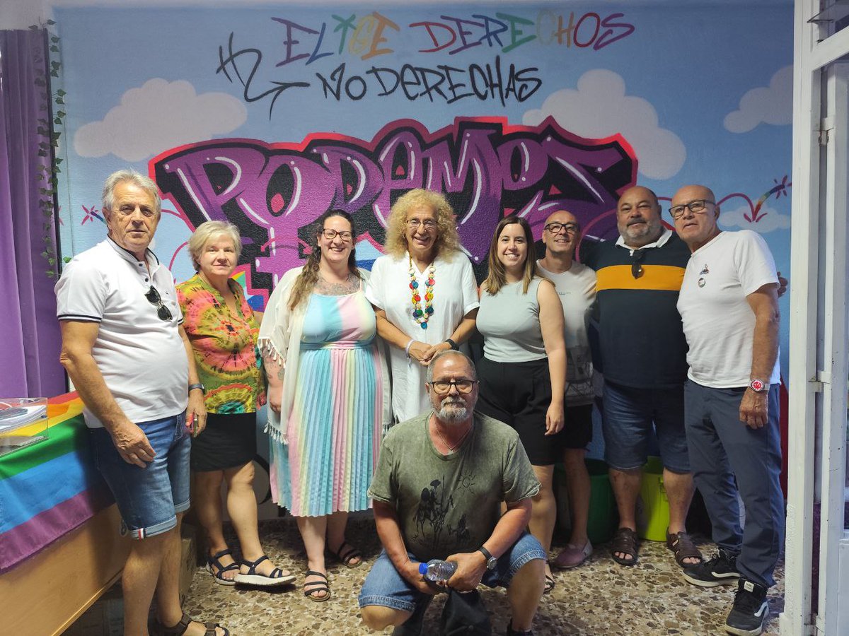 Podemos_Parla's tweet image. 🏳️‍🌈 Ayer disfrutamos de una tarde de cine fantástica y en excelente compañía. 

🏳️‍⚧️La película fue genial, y el debate de después especialmente enriquecedor.

🌈 ¡Definitivamente, todo en colectivo sabe mucho mejor!

#lgtbiqa #Parla #cine #encompañia