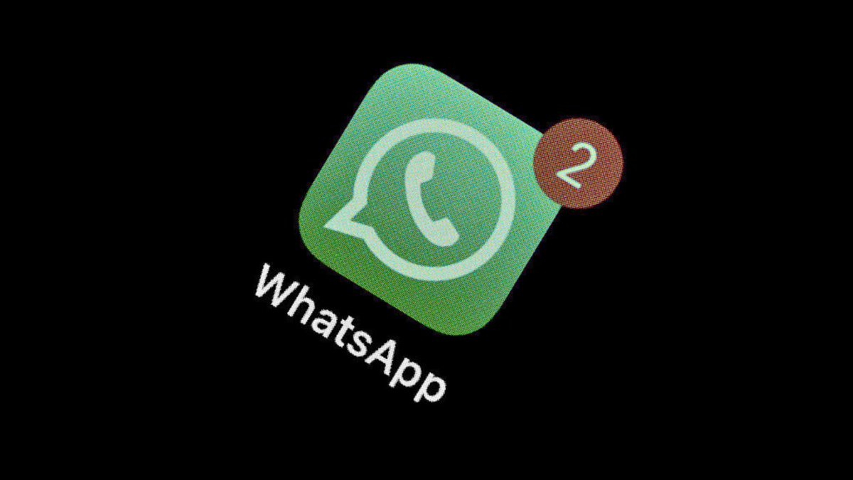 🚨⚠️
البيت الابيض يطلب من موظفيه حذف واتساب وحظر استخدام التطبيق حتى لو نسخة المتصفح

يشوفون طريقة تعامل التطبيق مع بيانات الناس غير معروفة، ويشككون في التشفير.
هذا الموضوع لاحظته ونبهت عليه الاسبوع الماضي ..

رسمياً: حان الوقت لتطبيق محلي بديلا عنه، بياناتنا تصير محفوظة في