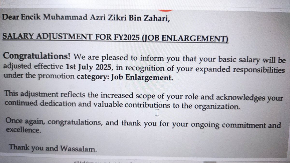 AzryZikry's tweet photo. Alhamdulillah rezeki tahun ni🤲🏻 https://t.co/pog3pYJFFy