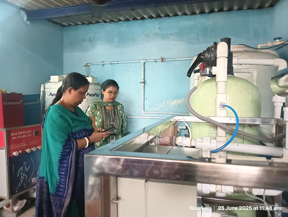 RourkelaMC's tweet photo. The team assessed #hygiene practices, reviewed production processes, and issued notices to violators. RMC remains committed to ensuring #safe drinking water and protecting #PublicHealth through strict monitoring.
#safefood #qualitydrinks #qualityfirst https://t.co/NPU9wynw6q