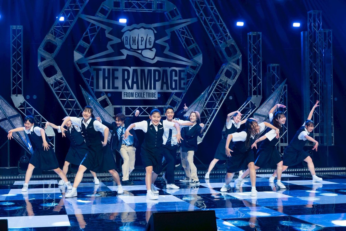 therampagefext's tweet photo. ＼今夜25:04〜放送📣／

#ランランダンス天国

#山本彰吾 & #岩谷翔吾が
山梨・日本航空高校へ🏫

プロの超絶テクニックを直接指導🕺🔥

留学生も所属するダンス部と共に
Mrs. GREEN APPLE「ライラック」で
国境もジャンルも超えたダンスに挑戦✈️

ぜひご覧ください！👀

@runrun_rampage 
#RUNRUNRAMPAGE 
#THERAMPAGE #暴々天国