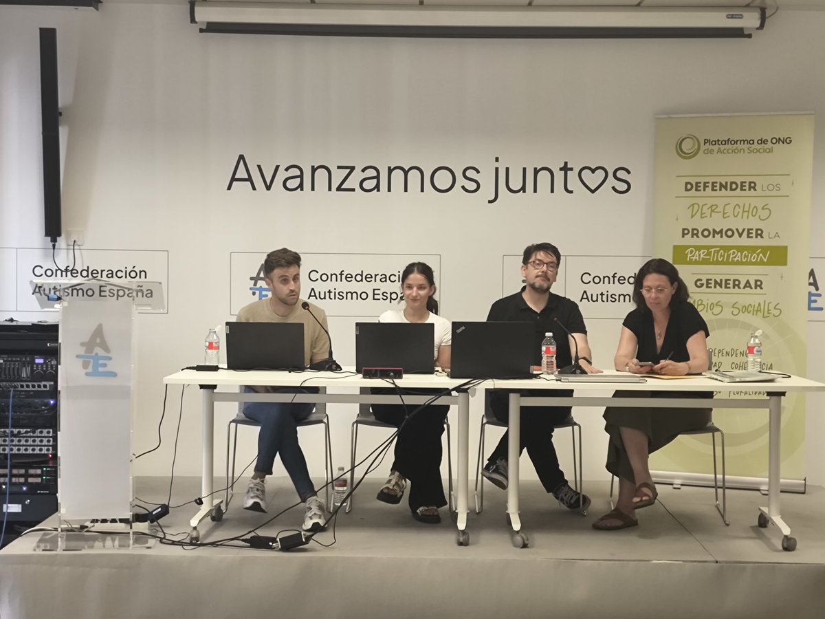 "La responsabilidad del dato la tenemos nosotros pero la propiedad del dato no es nuestra, siempre será del que tiene la titularidad de los datos" destaca #SergioPerez responsable de protección de datos de <a href="/Accem_ong/">Accem</a> en el taller sobre #ProteccionDeDatosPersonales