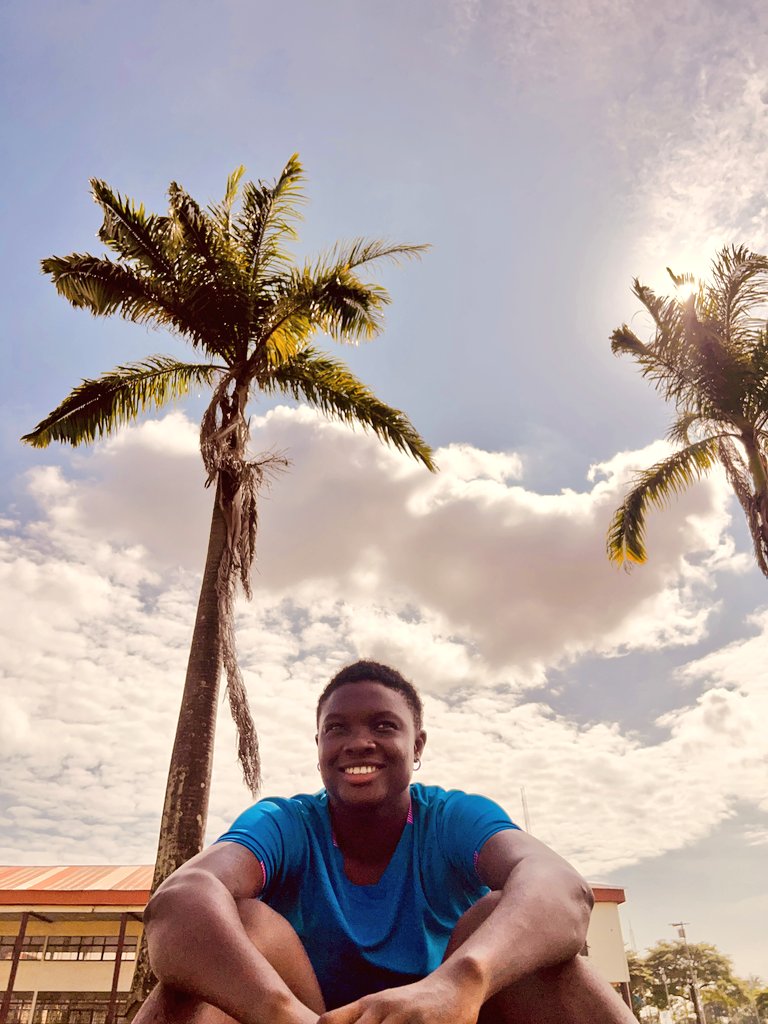 ArekGodstime's tweet photo. Smiling for what is coming. #AREK is the name. https://t.co/n3HvWcCpfI