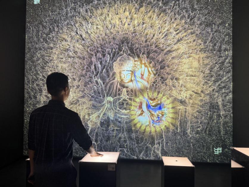 DunhuangAcademy's tweet image. 🏛️ Experience the captivating “From Dunhuang to Dazu” exhibition at the #Chongqing China Three Gorges Museum. Showcasing over 200 rare artifacts, including two national treasures, this exhibition unveils the evolution of Chinese grotto art through relics, cave replicas, and…