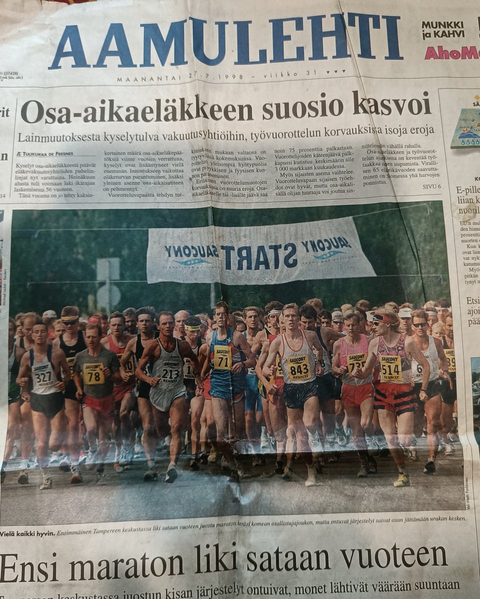 Appiukolla oli tallella vanha Aamulehti vuodelta 1998. Kannessa Tampere-maratonin lähtö. Yksi osallistujista on kuin suoraan rokkifestareilta kilpailuun tullut. #juoksu