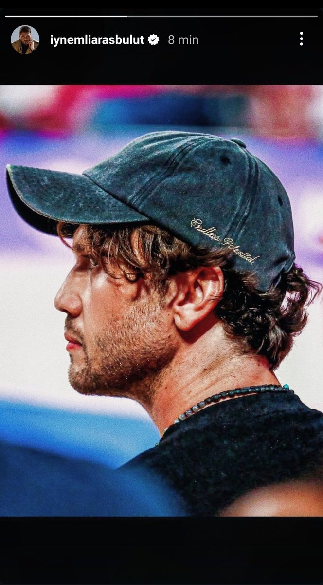 Oyş 🫠 fotoğrafı paylaşmış 
#ArasBulutİynemli