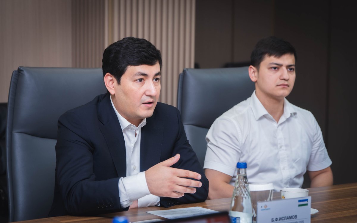 Узбекистан Улсын  Уул уурхай, геологийн сайд Б.Ф.Исламов  тэргүүтэй төлөөлөгчдийг “Эрдэнэс Монгол” нэгдлийн Гүйцэтгэх захирал С.Наранцогт өнөөдөр /2025.06.24/ хүлээн авч уулзан хамтын ажиллагааны талаар санал солилцлоо. 
🌐Дэлгэрэнгүй: erdenesmongol.mn/mn/news/257