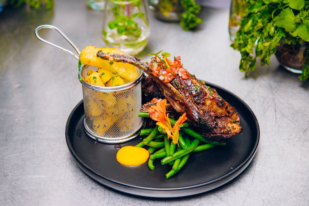 CRYSTAL LOUNGE KIGALI tweet media