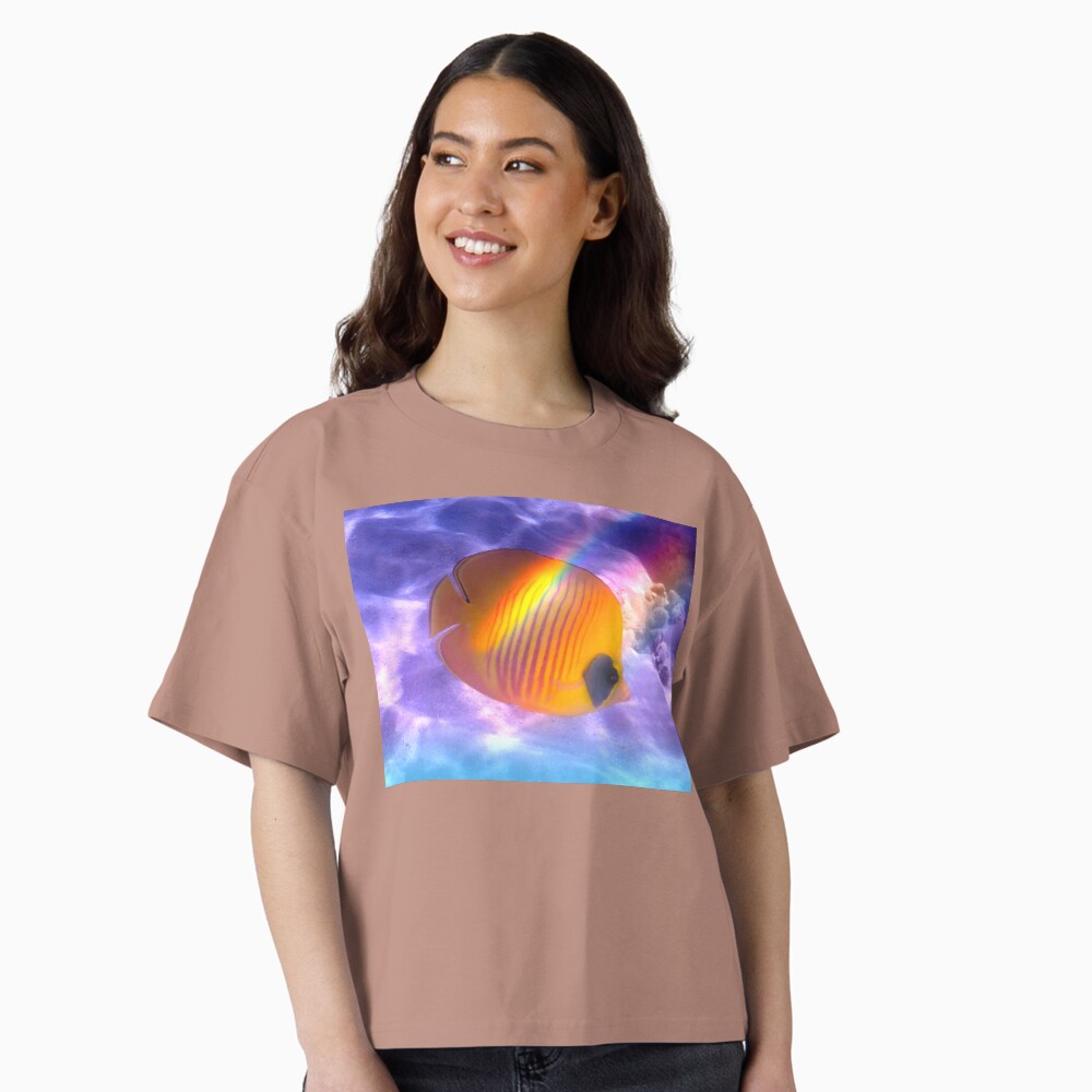 HurmerintaArt's tweet image. The Bluecheek Butterflyfish And A Rainbow. The Red Sea underwater world is wonderful. 

New shirts. Many colors and sizes to choose from.

#sealife #underwaterworld #shirts 

redbubble.com/i/t-shirt/The-… #findyourthing #redbubble