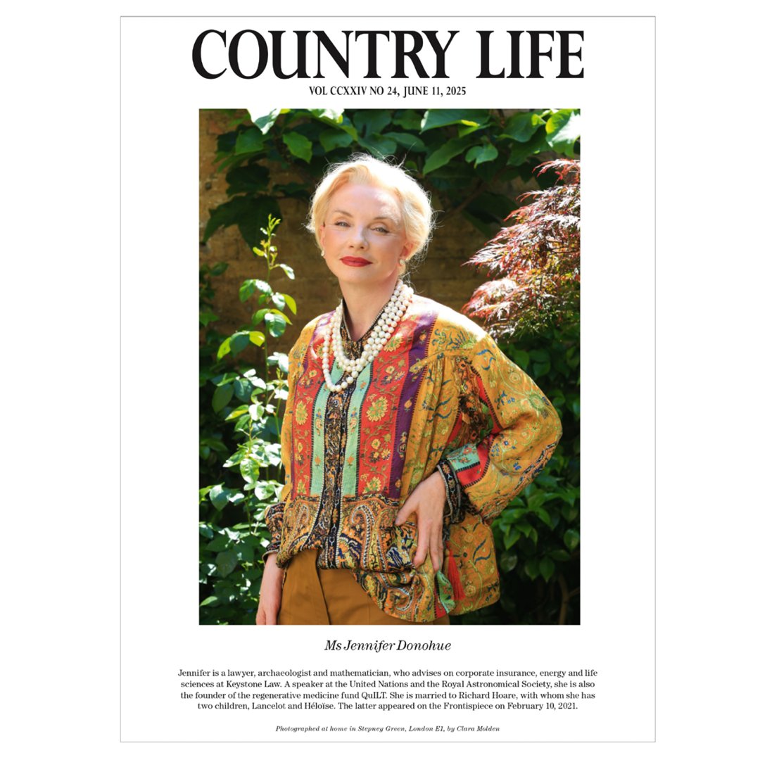 Keystone_Law's tweet image. Our #partner Jennifer Donohue recently featured on the #frontispiece of @Countrylifemag Best of Britain Special Edition, recognised for her work and expertise. Jennifer was photographed by Clara Molden. ow.ly/rt4U50WeFc8