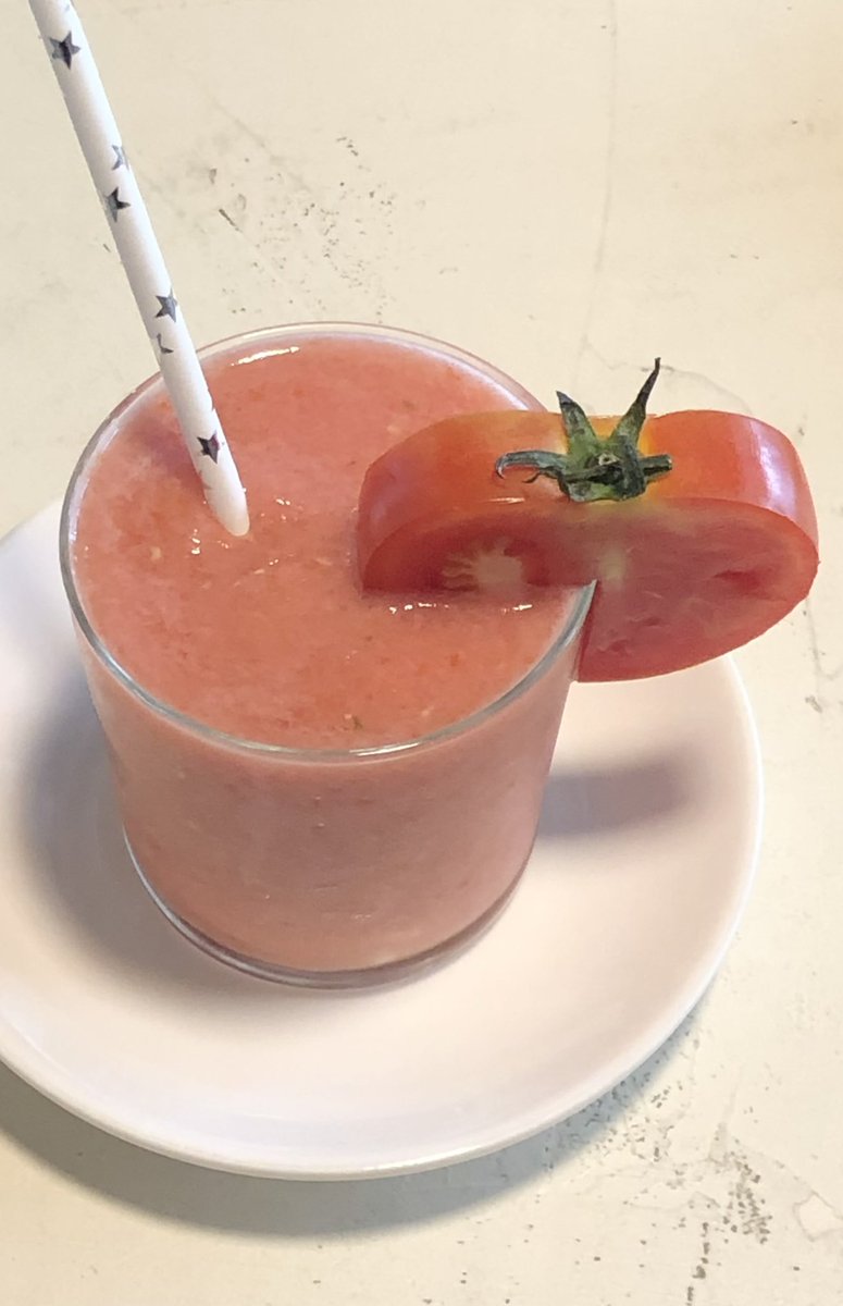 👼🏻🐤🪽💫🍅