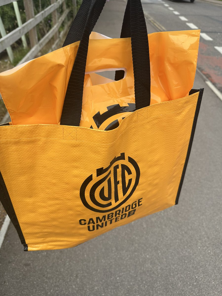 Andrew Leggett (@derbynutter) on Twitter photo I am the biggest hypocrite ever. Said i wouldnβt buy the new shirt with the New Badge. Home Shirt βοΈ Away Shirt βοΈ. Up those Shaggin Yellas ππ€π<a href="/CambridgeUtdFC/">Cambridge United FC</a> even got upsold by <a href="/cufc_to/">CUFC Retail & Tickets</a> for the bag ππ€π I am the biggest hypocrite ever. Said i wouldnβt buy the new shirt with the New Badge. Home Shirt βοΈ Away Shirt βοΈ. Up those Shaggin Yellas ππ€π<a href="/CambridgeUtdFC/">Cambridge United FC</a> even got upsold by <a href="/cufc_to/">CUFC Retail & Tickets</a> for the bag ππ€π