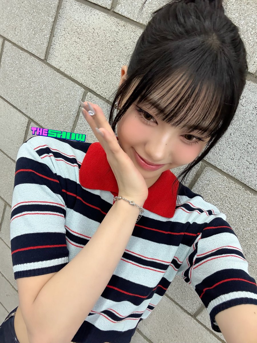theshow_offcl's tweet photo. [★380회 더쇼초이스 후보①] 
BEEP BEEP! 모두 비켜주세요 
이즈나 공주들 등장
 .ﾟ*♡ꕤ⸜(⸝⸝º ^ º⸝⸝ )⸝ꕤ♡*.ﾟ
울즈나 비주얼보고 궁전으로 가요

#THESHOW #BEEP #izna #이즈나 @izna_offcl https://t.co/jCsgXseHla