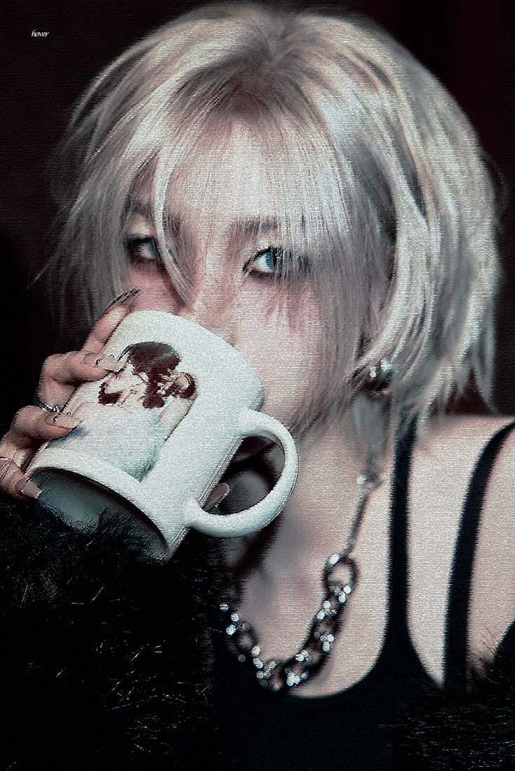 𝐡𝐨𝐯𝐞𝐫 (@hover0110) on Twitter photo 