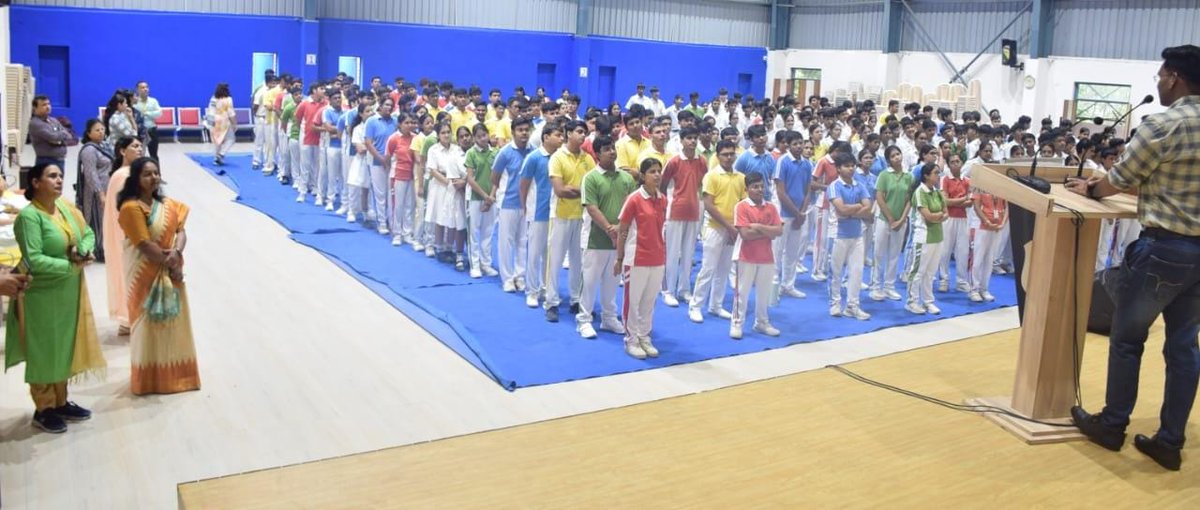 Ncb, Indore (@indorencb) on Twitter photo #नशा मुक्त भारत पखवाड़ा
#DrugFreeBharat 🇮🇳
#NCB IZU on 24.06.2025
🌟Anti Drug Awareness programme at DPS, Indore
🌟 >450 Students & Staff Participated
🌟MANAS-1933 Helpline promoted
🌟 E-pledge taken
<a href="/dg_ncb/">Director General NCB</a>
<a href="/PIBHomeAffairs/">PIB - Ministry of Home Affairs</a>
<a href="/narcoticsbureau/">NCB INDIA</a>
<a href="/MPPoliceDeptt/">Madhya Pradesh Police</a> #नशा मुक्त भारत पखवाड़ा
#DrugFreeBharat 🇮🇳
#NCB IZU on 24.06.2025
🌟Anti Drug Awareness programme at DPS, Indore
🌟 >450 Students & Staff Participated
🌟MANAS-1933 Helpline promoted
🌟 E-pledge taken
<a href="/dg_ncb/">Director General NCB</a>
<a href="/PIBHomeAffairs/">PIB - Ministry of Home Affairs</a>
<a href="/narcoticsbureau/">NCB INDIA</a>
<a href="/MPPoliceDeptt/">Madhya Pradesh Police</a>