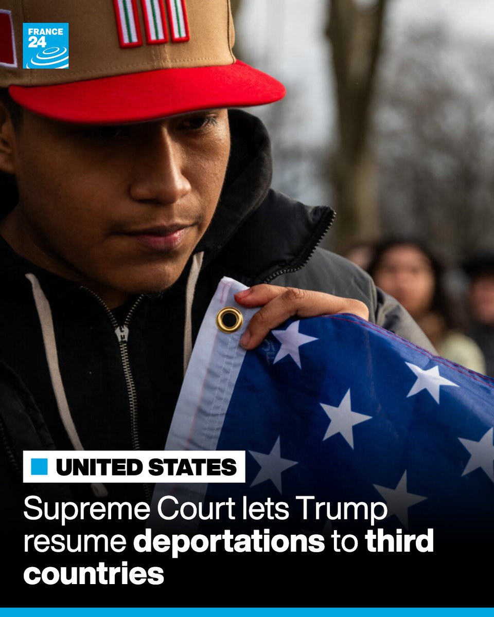 France24_en's tweet image. 🇺🇸 🧑‍⚖️ A divided #US #SupremeCourt paved the way on Monday for the Trump administration to resume #deportations of undocumented #migrants to countries that are not their own, often described as "third countries".

Read more ➡️ go.france24.com/yFX